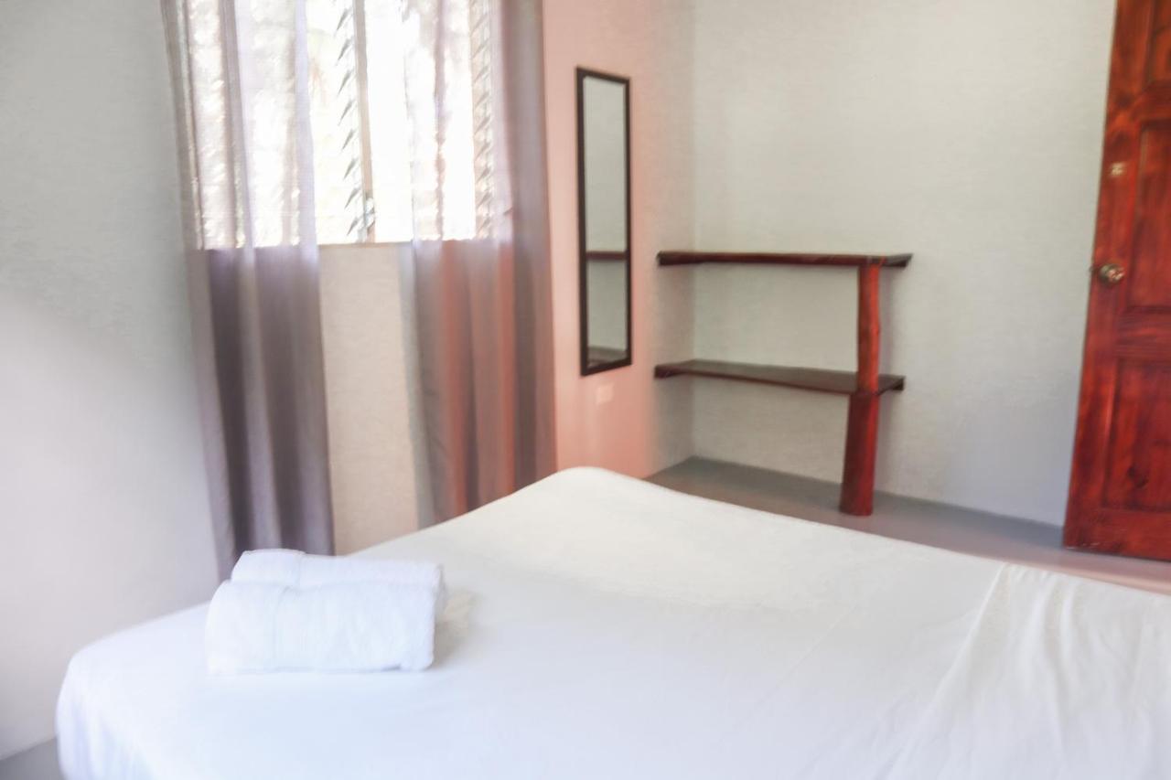 El Ranchito Surfcamp Hotel Pedregal Ngoại thất bức ảnh