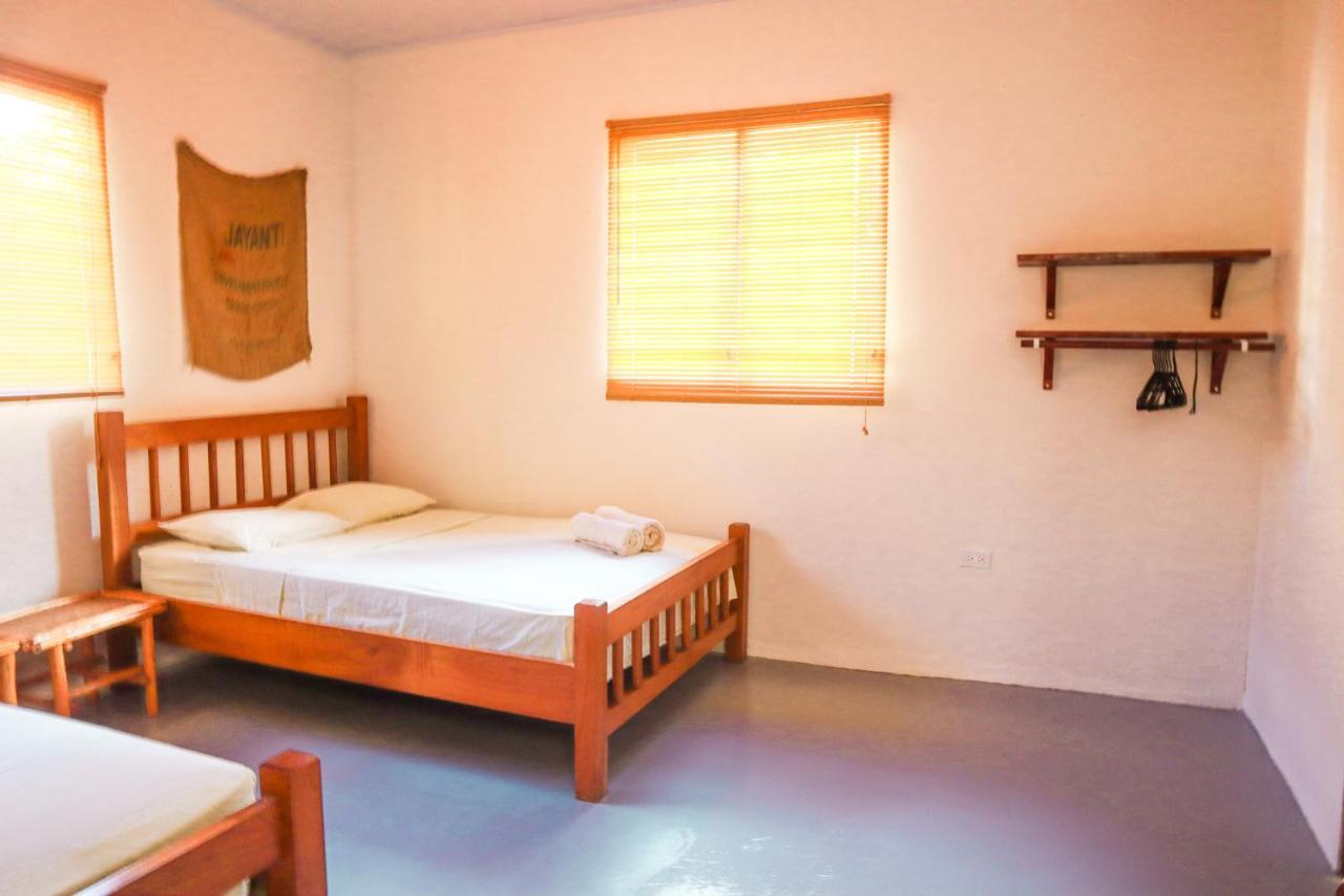 El Ranchito Surfcamp Hotel Pedregal Ngoại thất bức ảnh