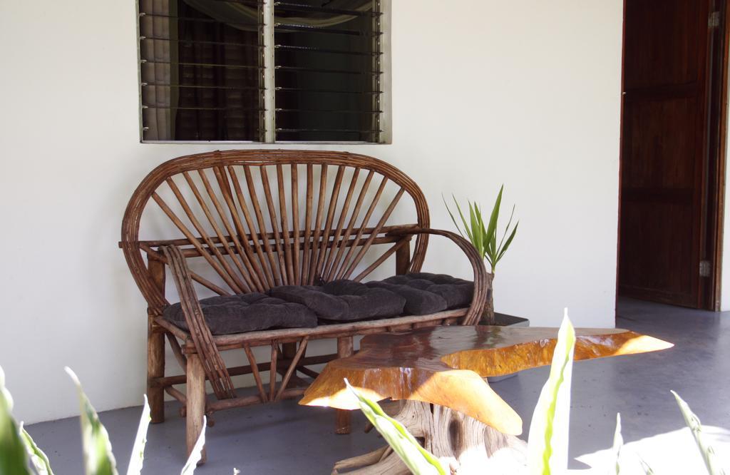 El Ranchito Surfcamp Hotel Pedregal Ngoại thất bức ảnh
